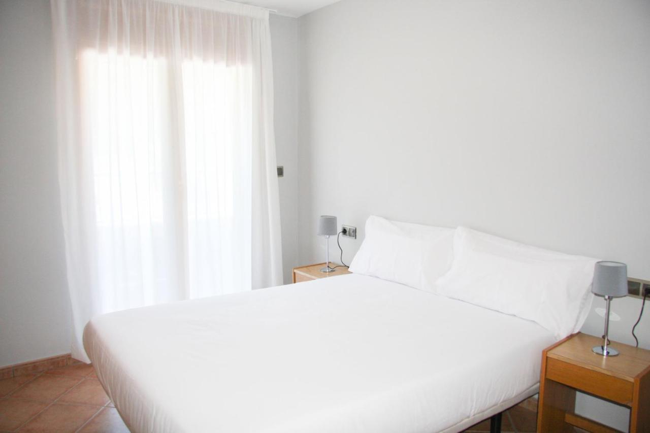 פורט ד'אנבלירה Apartaments Colells מראה חיצוני תמונה